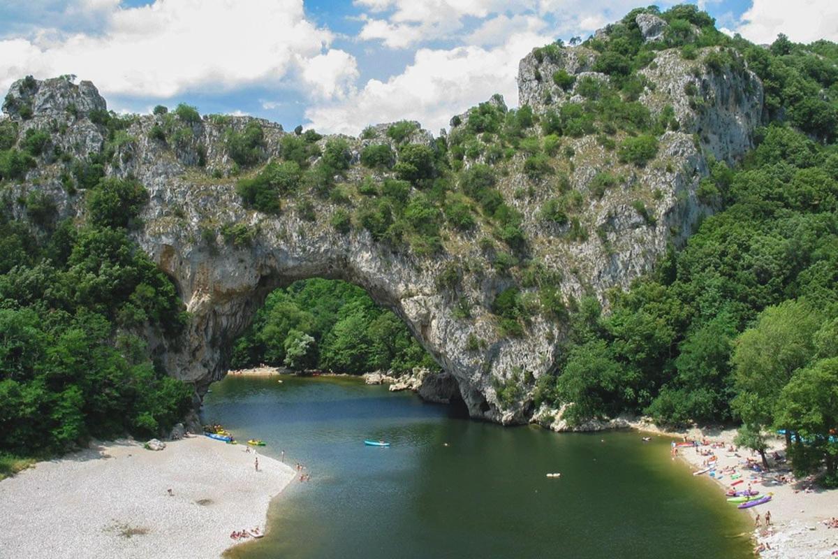 Charmante Bastide A Pont D'arc